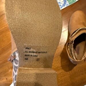 Stylish Tan Ankle Boots